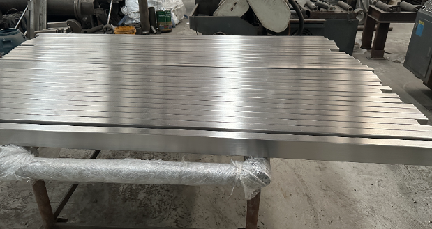 保定不锈钢无缝方管 